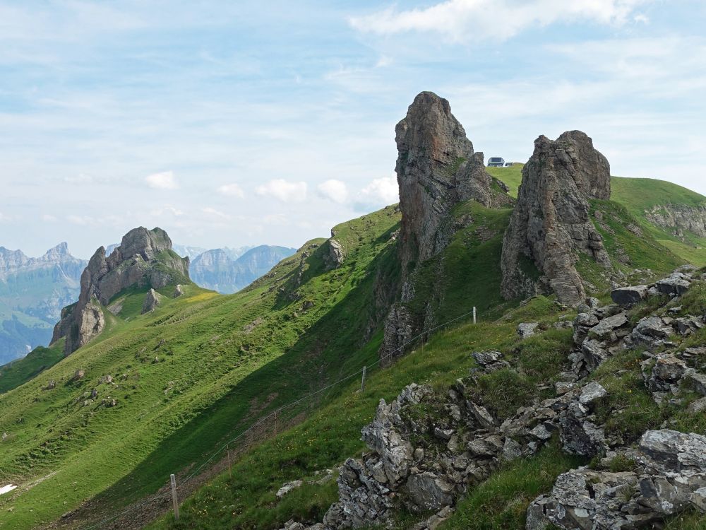 Sächsmoor und Bergstation Leist zwischen Felsen