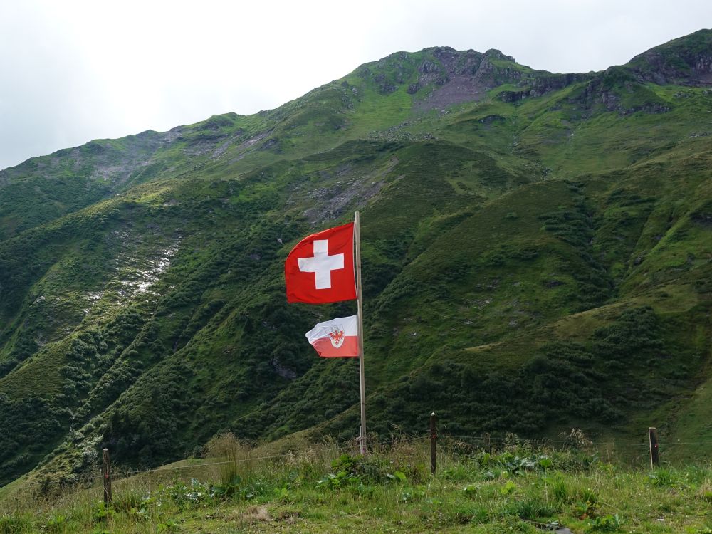 Schweizerflagge bei Obergalans