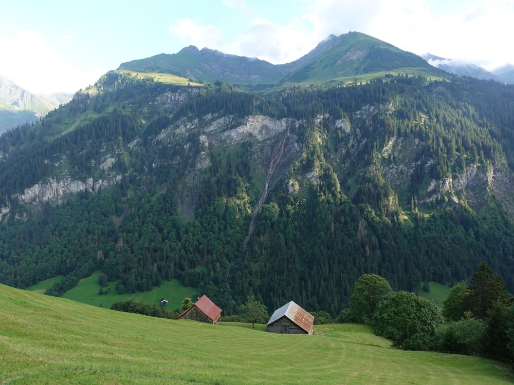 Oberrüti und Blick zur Alp Valtnov