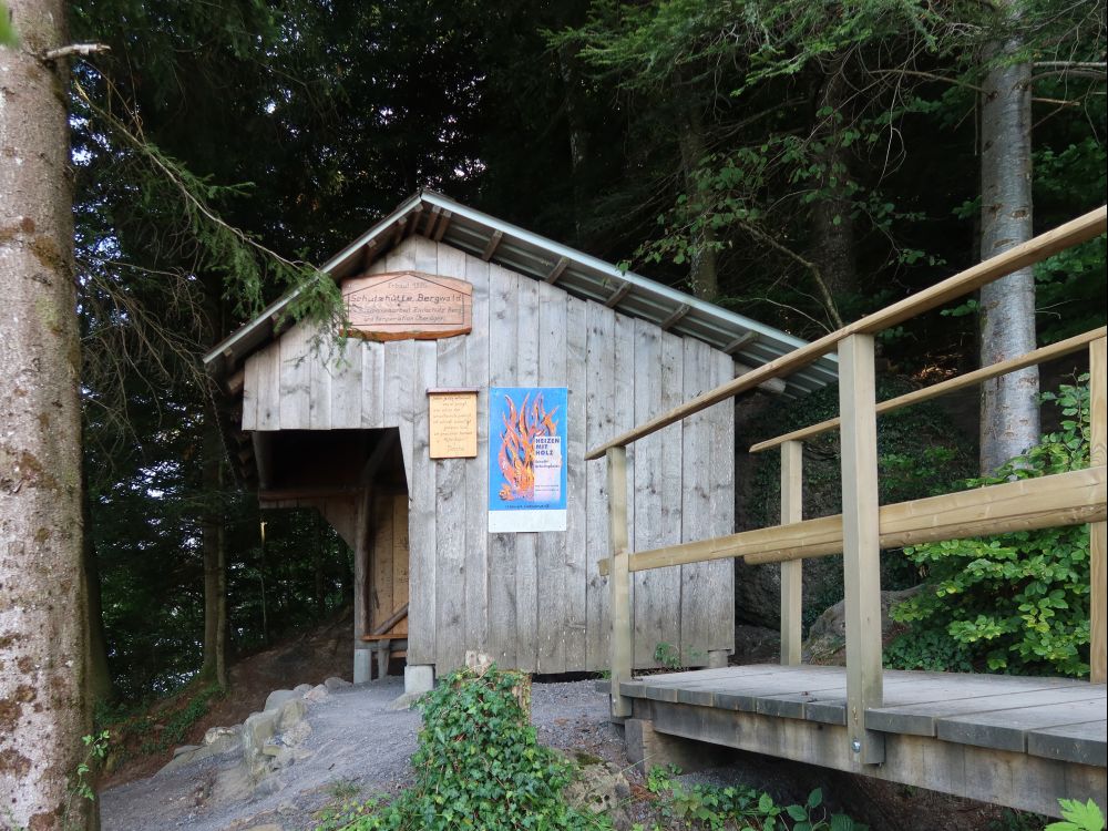 Schutzhütte Bergwald