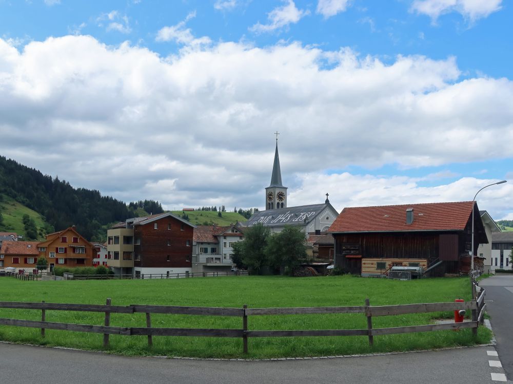Rothenthurm mit Pfarrkirche