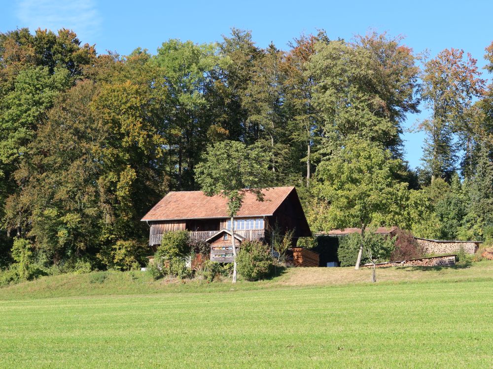 Holzhaus über Breiti