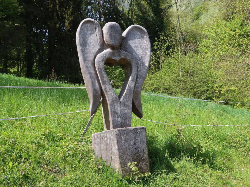 Holzfigur Engel