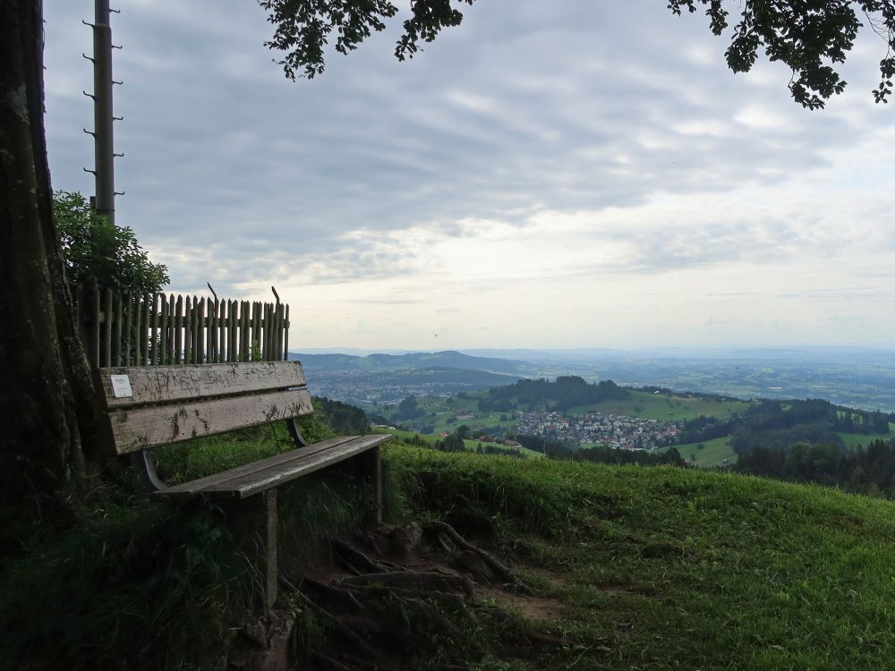 Sitzbank am Sendemast