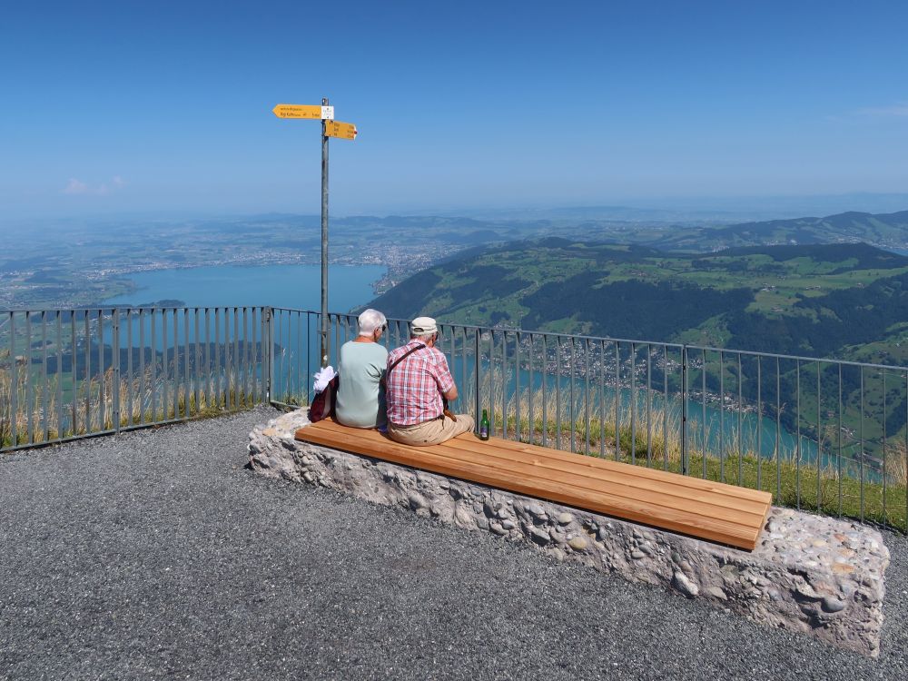 Sitzbank mit Bilck auf den Zugersee