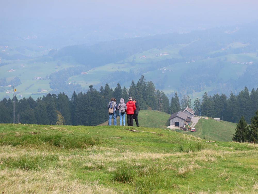 Wanderer über Ober Hüttenbüel