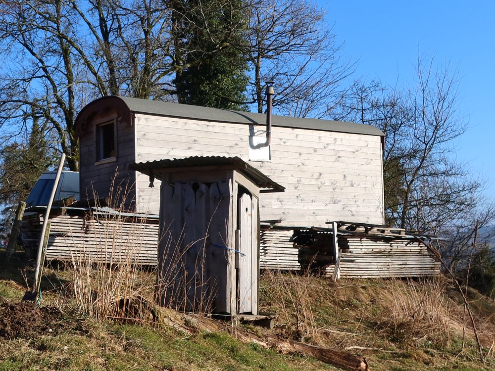 Tinyhouse mit Klohäuschen