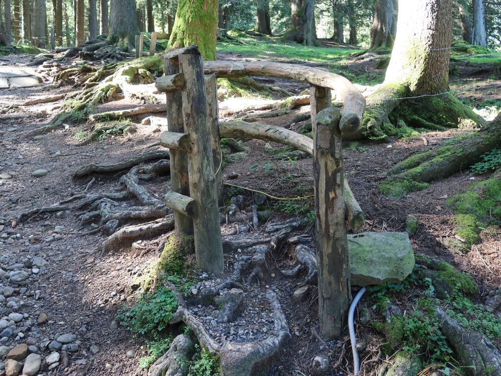 Zaundurchgang aus Holz