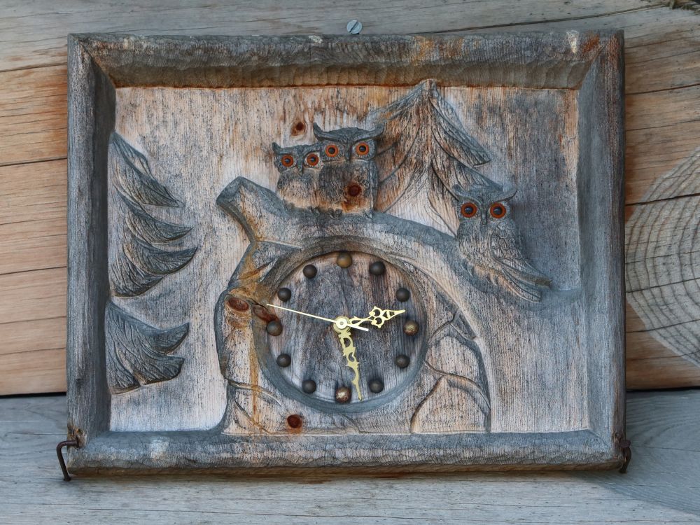 Wanduhr (läuft)