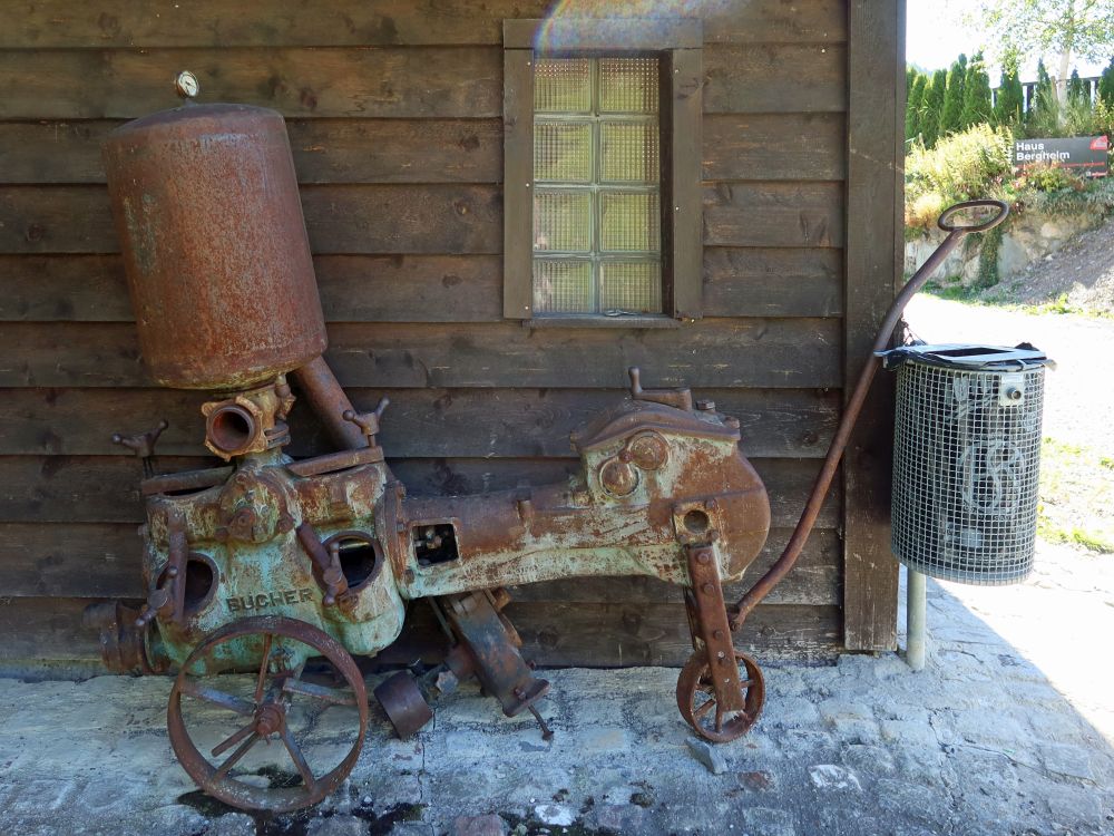 alte Wasserpumpe