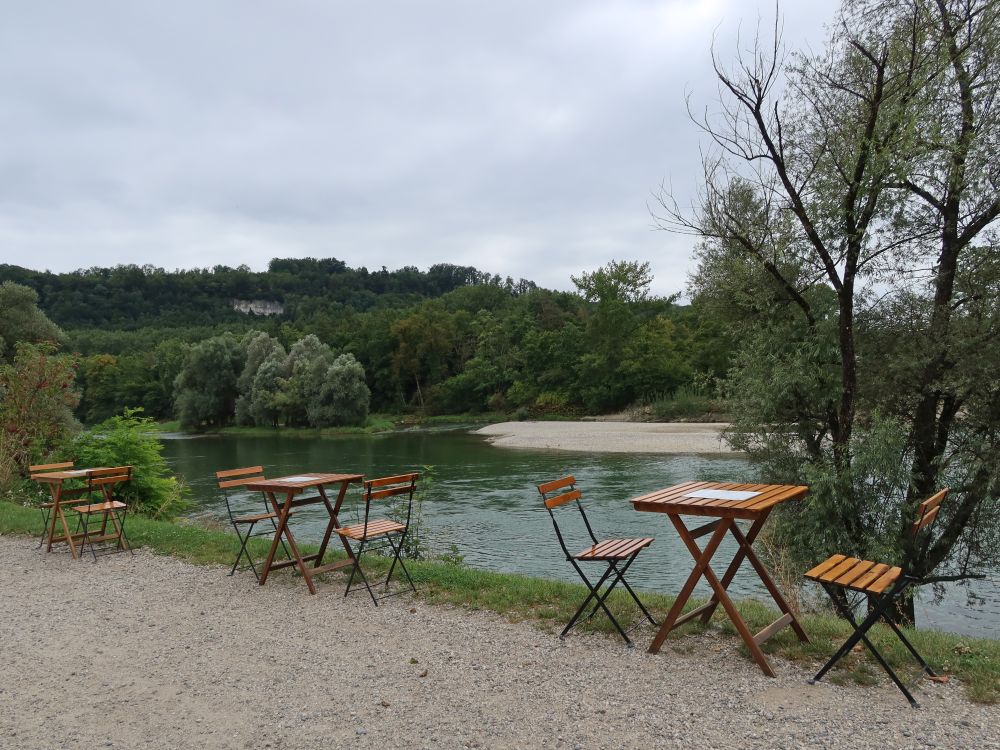 Sitzgruppe am Kiosk