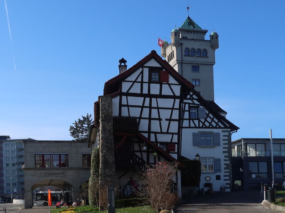 Römerhof und Bistroturm