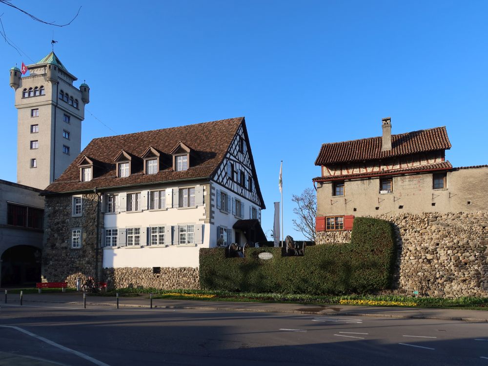 Bistroturm und Römerhof