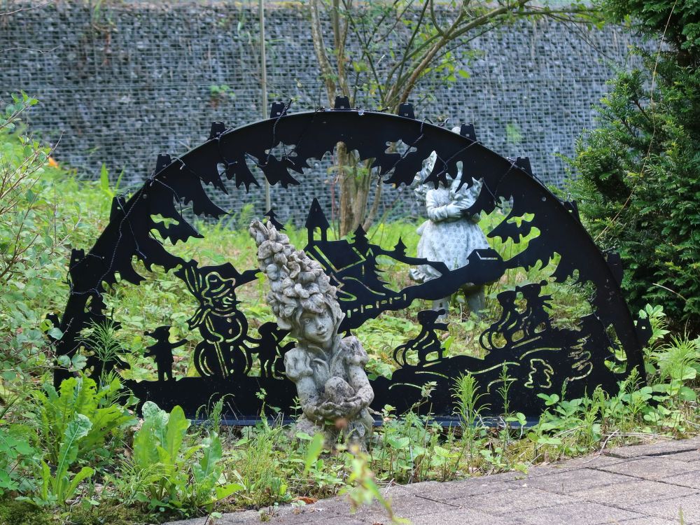 Steinfigur Lichterkind