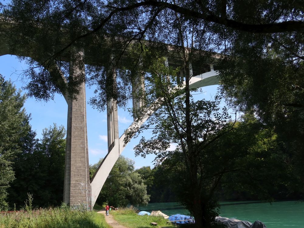 Reckweg unter der Halenbrücke