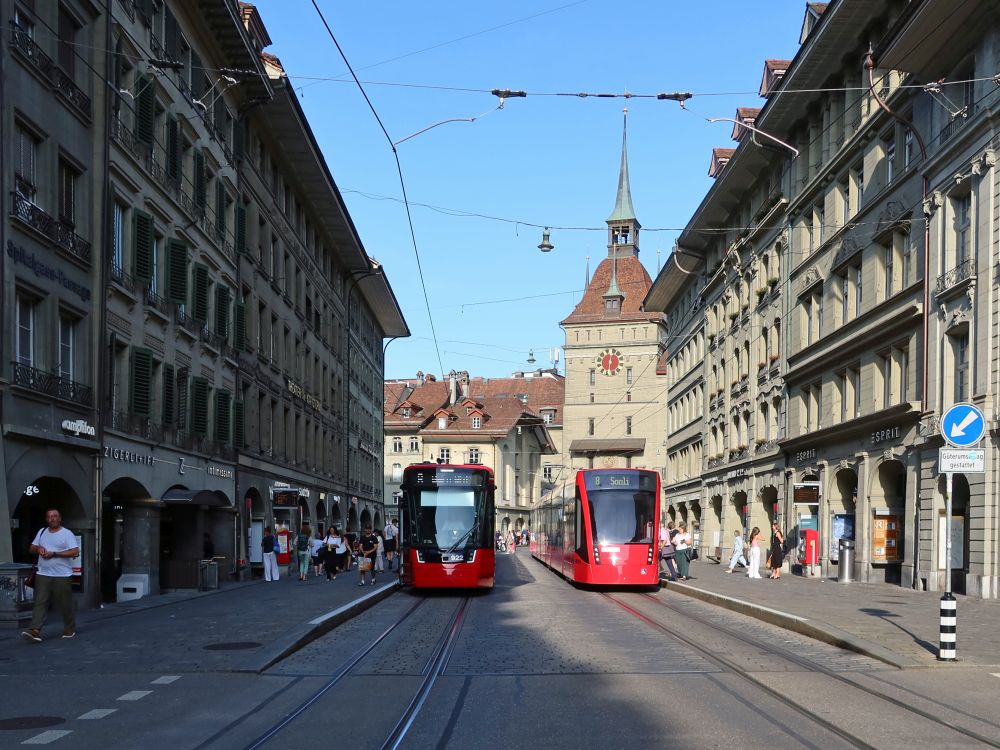 S-Bahn in der Spitalgasse