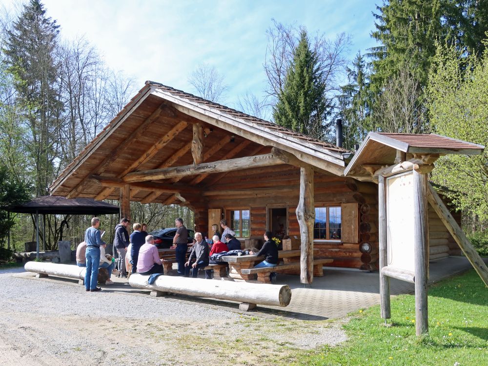 Waldhütte Breite