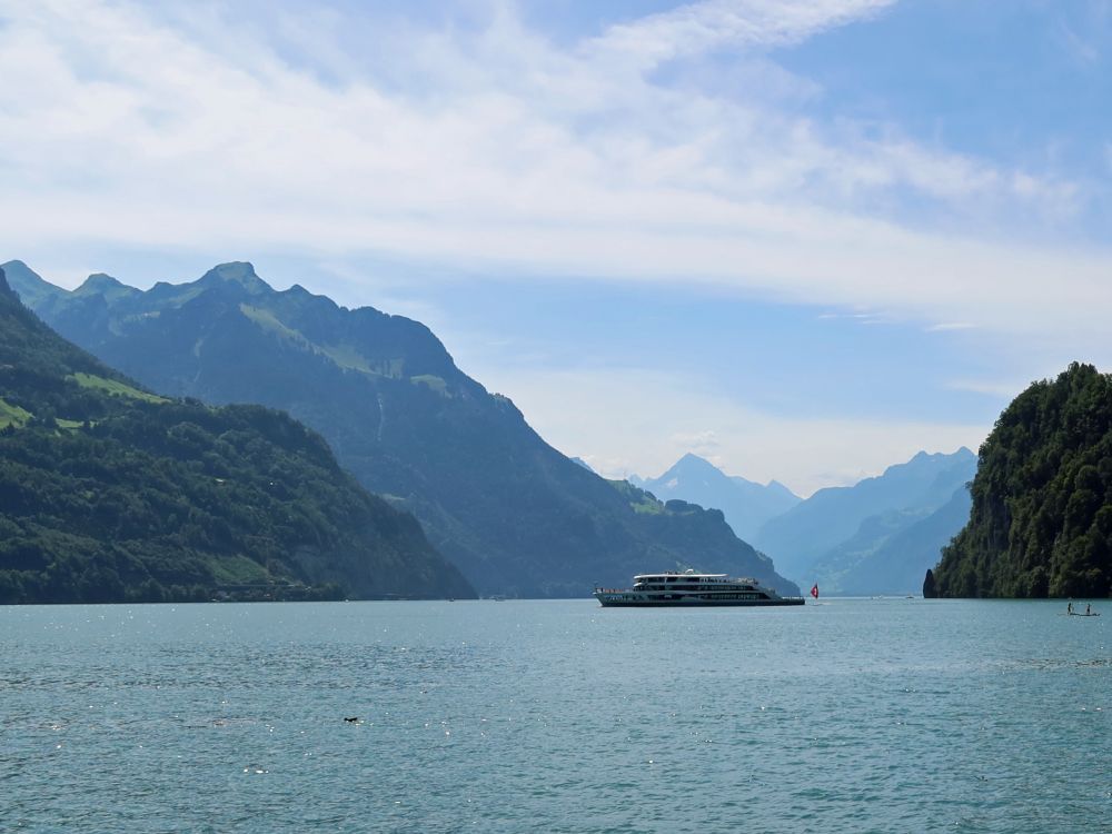 Passagierschiff auf dem Urnersee