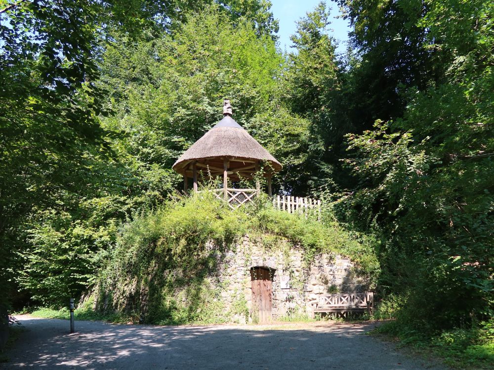 Hirzenchäller und Pavillon