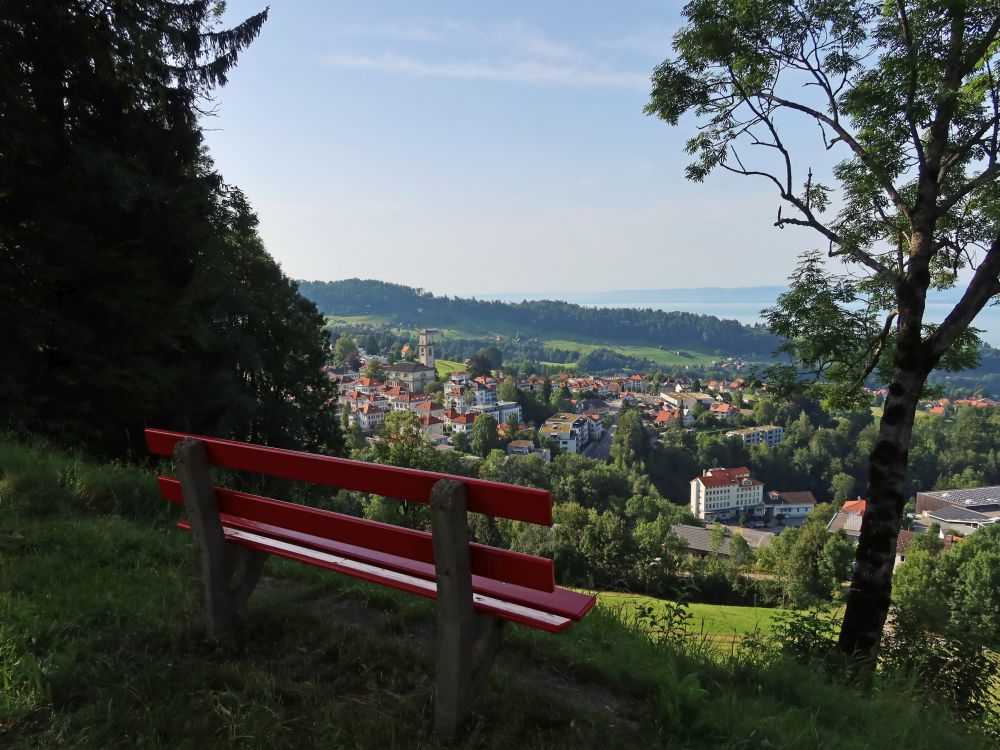 Sitzbank mit Blick auf Heiden