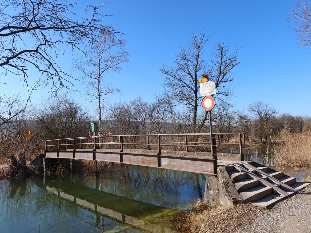 Steg über die Glatt