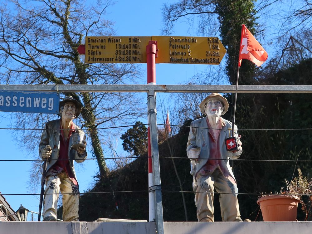 Figuren am Terrassenweg