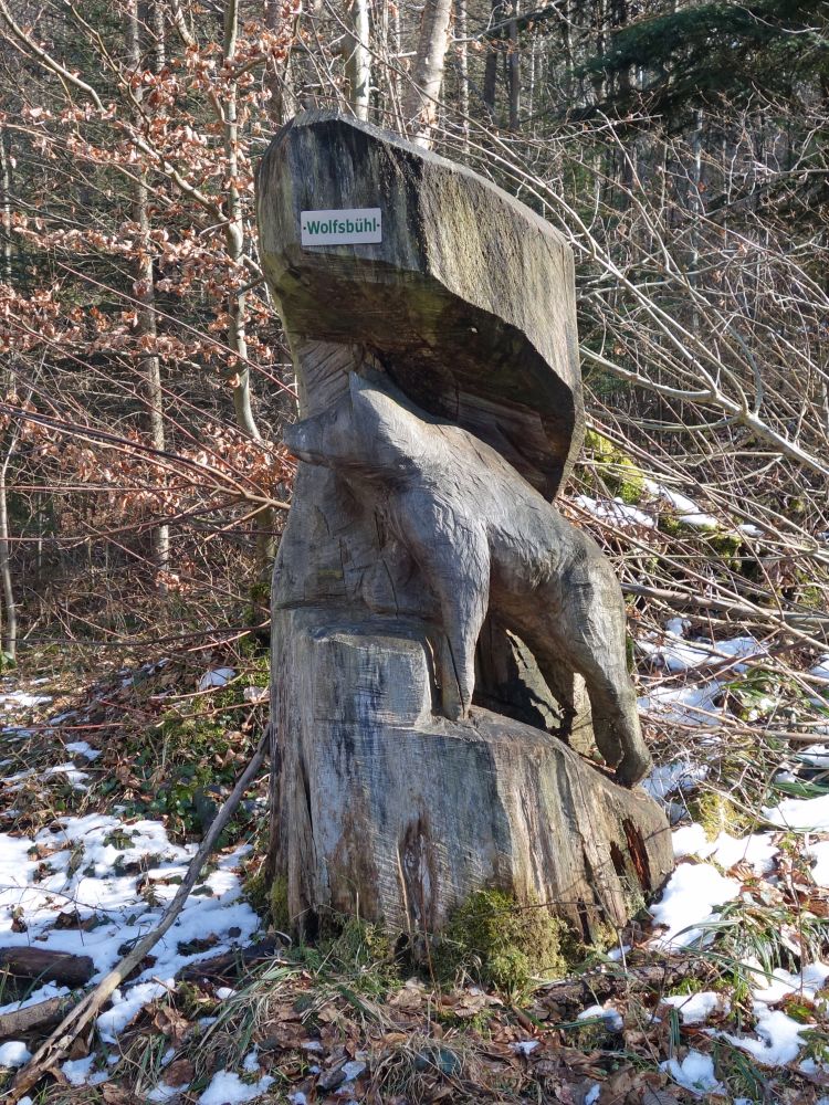 Holzfigur Wolfsbüel