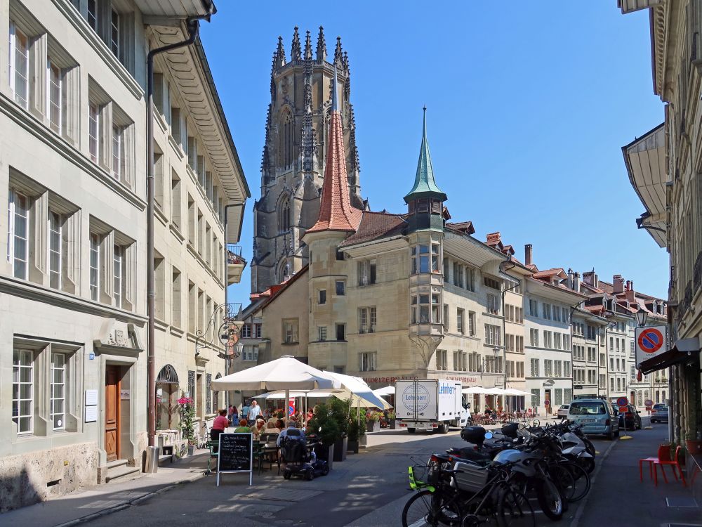 Rue Cathedrale-St-Nicolas