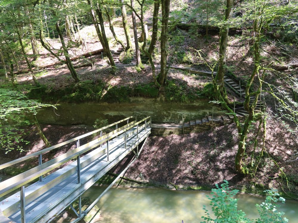 Brücke und Treppen