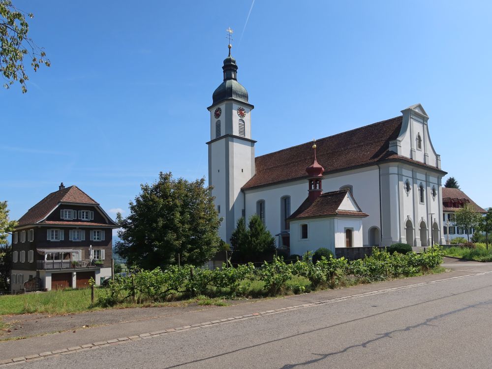 Pfarrkirche und Beinhaus