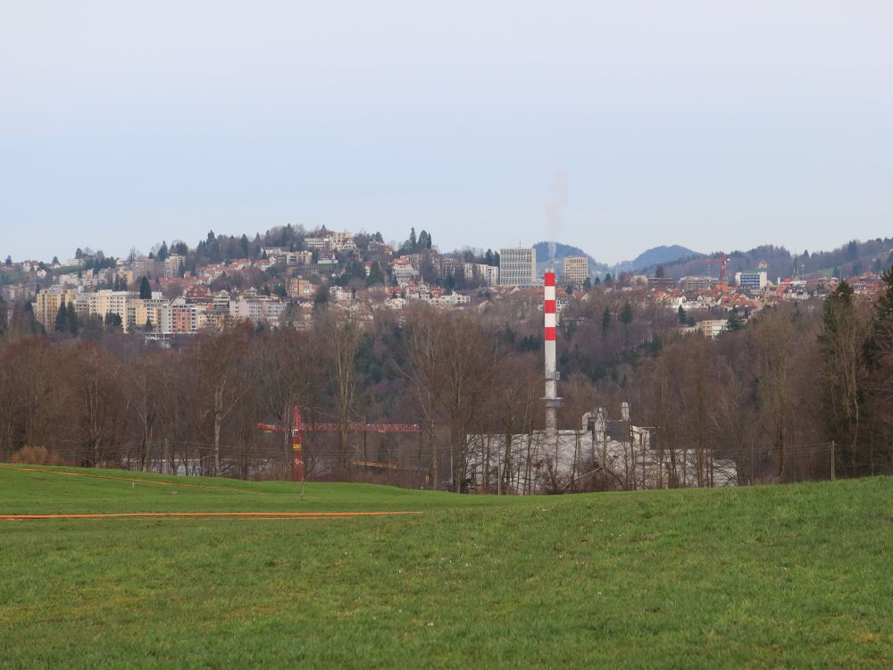 Kerichtheizkraftwerk und St. Gallen im Hintergrund
