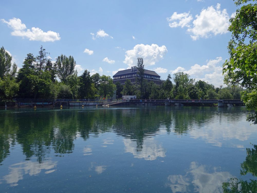 Limmat und Haus Sika