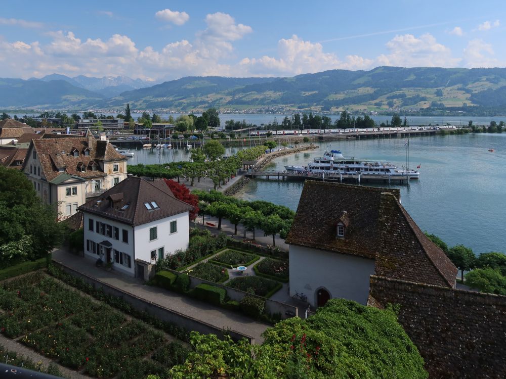 Blick vom Schlossberg auf Hafenmole