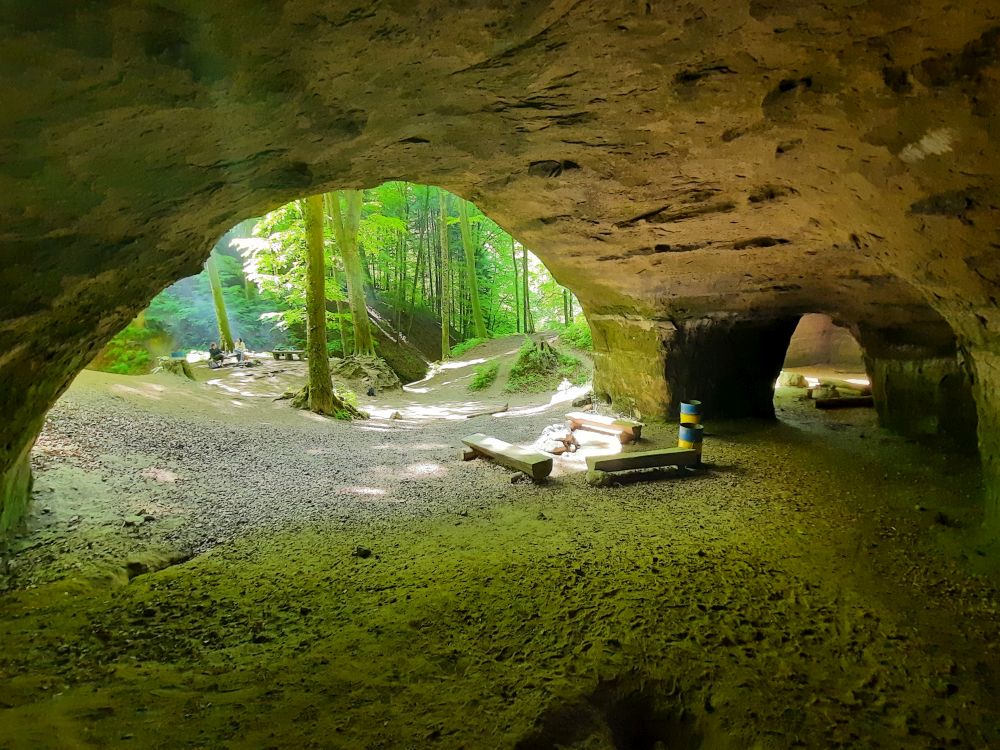Sandsteinhöhlen