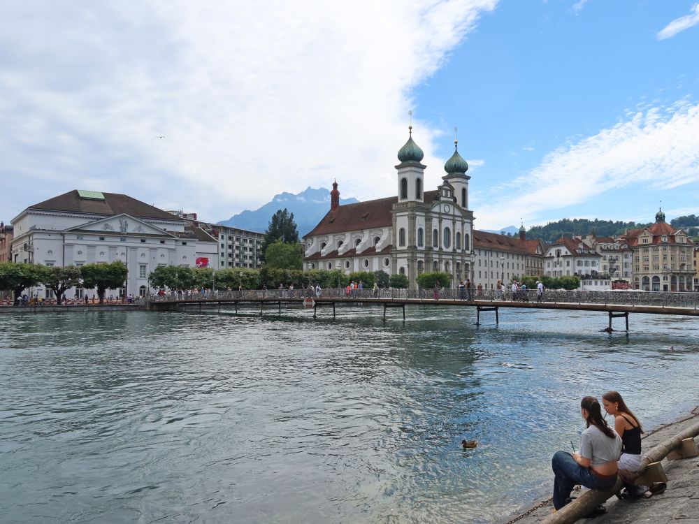 Jesuitenkirche und Rathaussteg