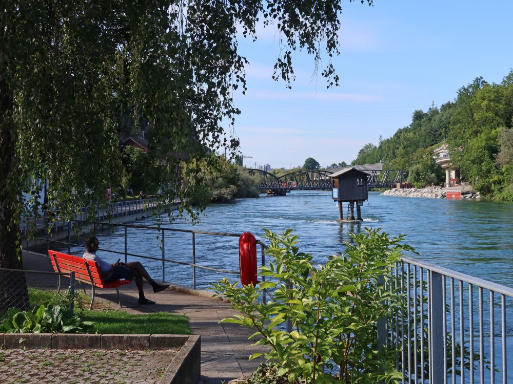 Blick zum Pontonierhäuschen