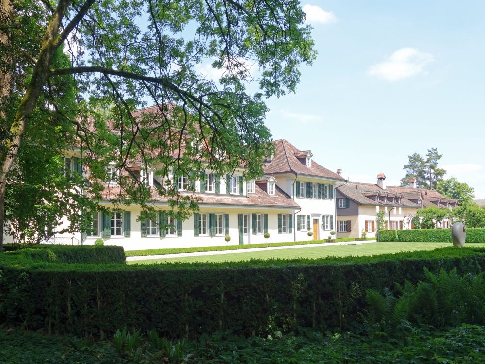 Gebäude bei Schloss Wolfsberg