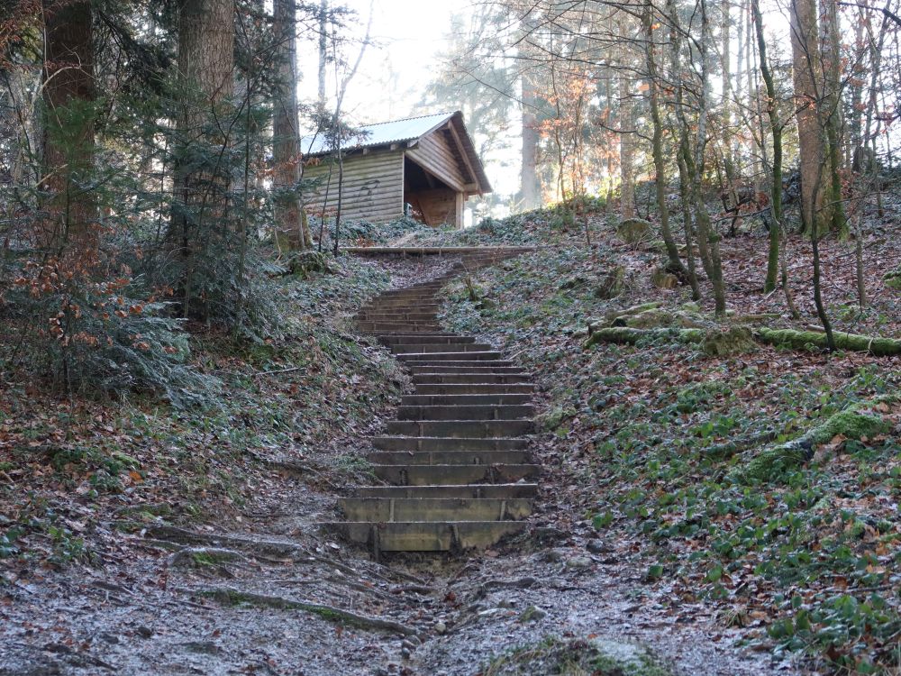 Treppe zur Schutzhütte