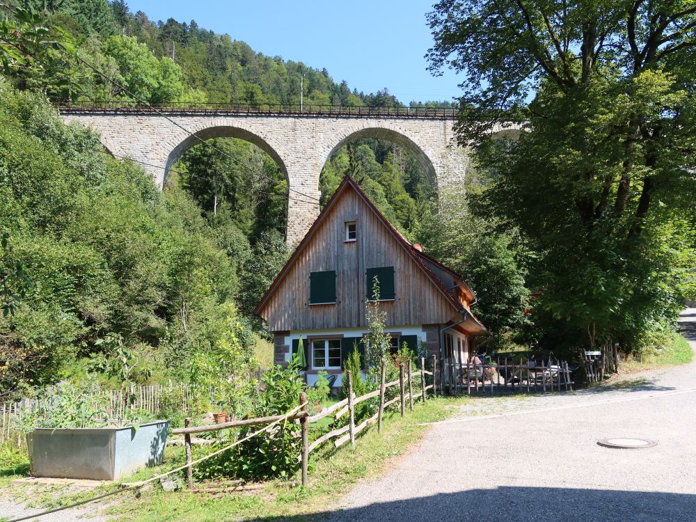 Ravenna Lodge und Ravennabrücke