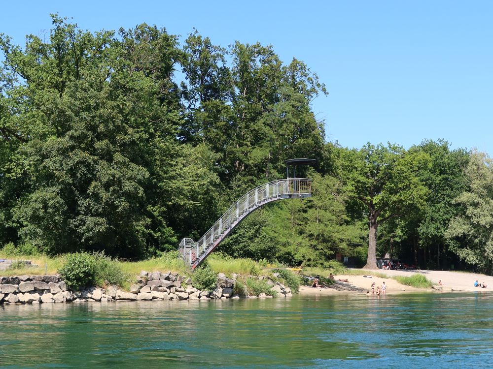 Sprungturm an der Aare