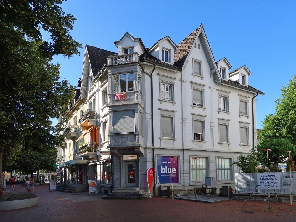 Eckhaus am Neumarktplatz