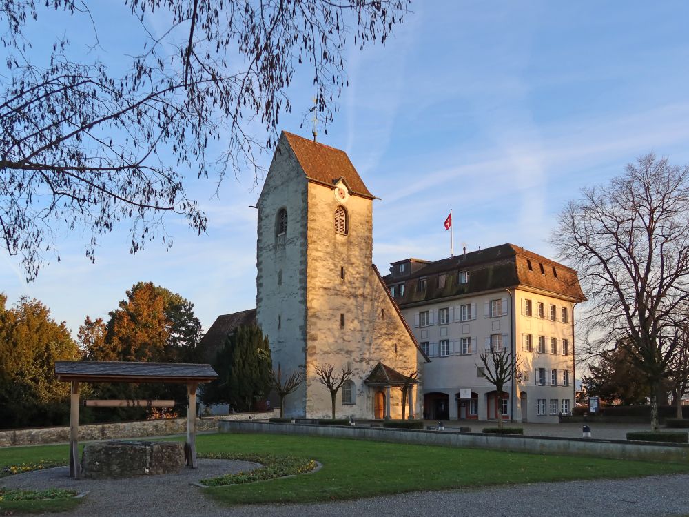 Alte Kirche und Schloss