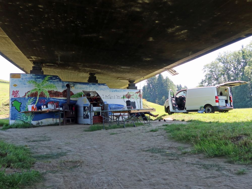 Wohnen unter der Brücke