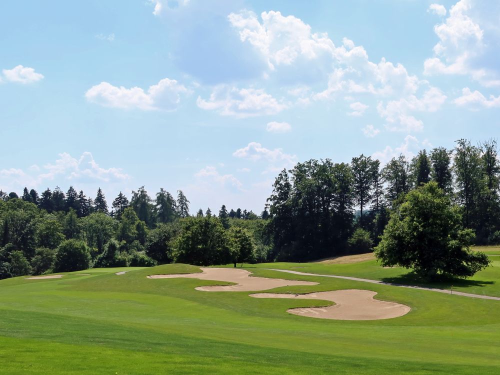 Bunker im Golfplatz