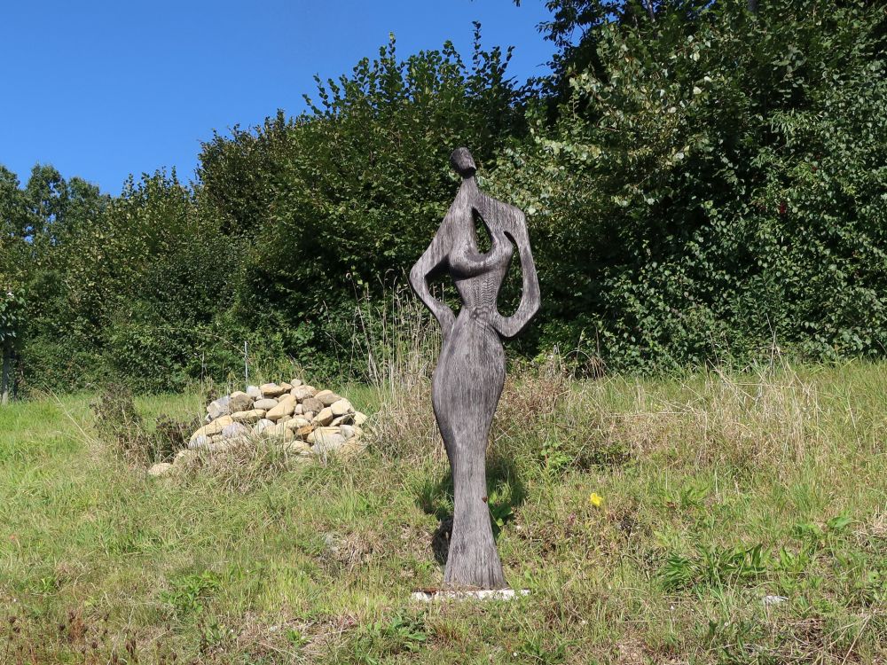 Holzstatue