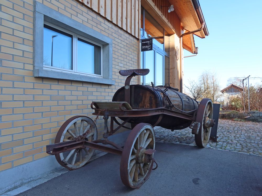 Güllefass auf Rädern