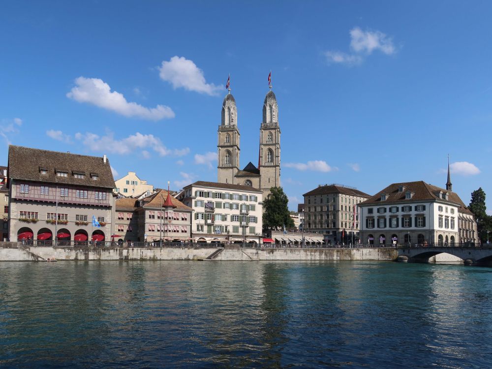 Blick zum Grossmünster