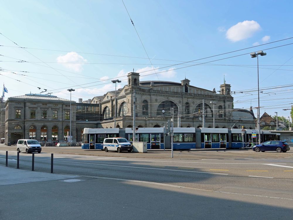 Bahnhofsgebäude