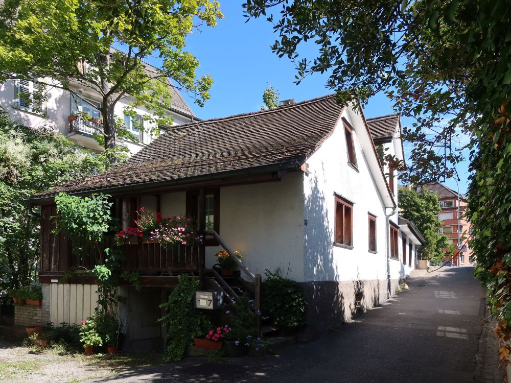 Häuschen am Burgweg
